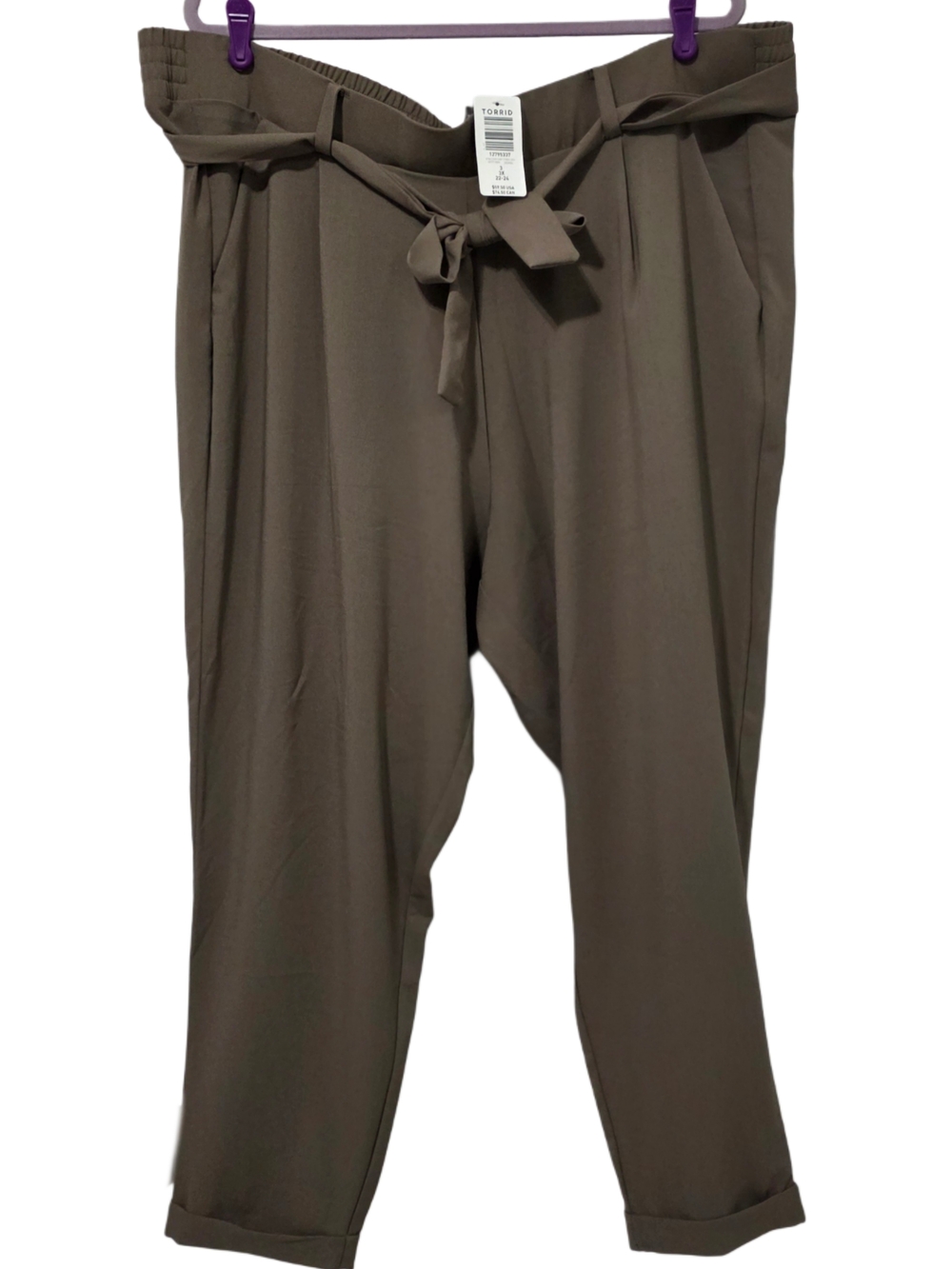 Torrid Pull-On High-Rise Crepe Pant NWT - Picture 2 of 6